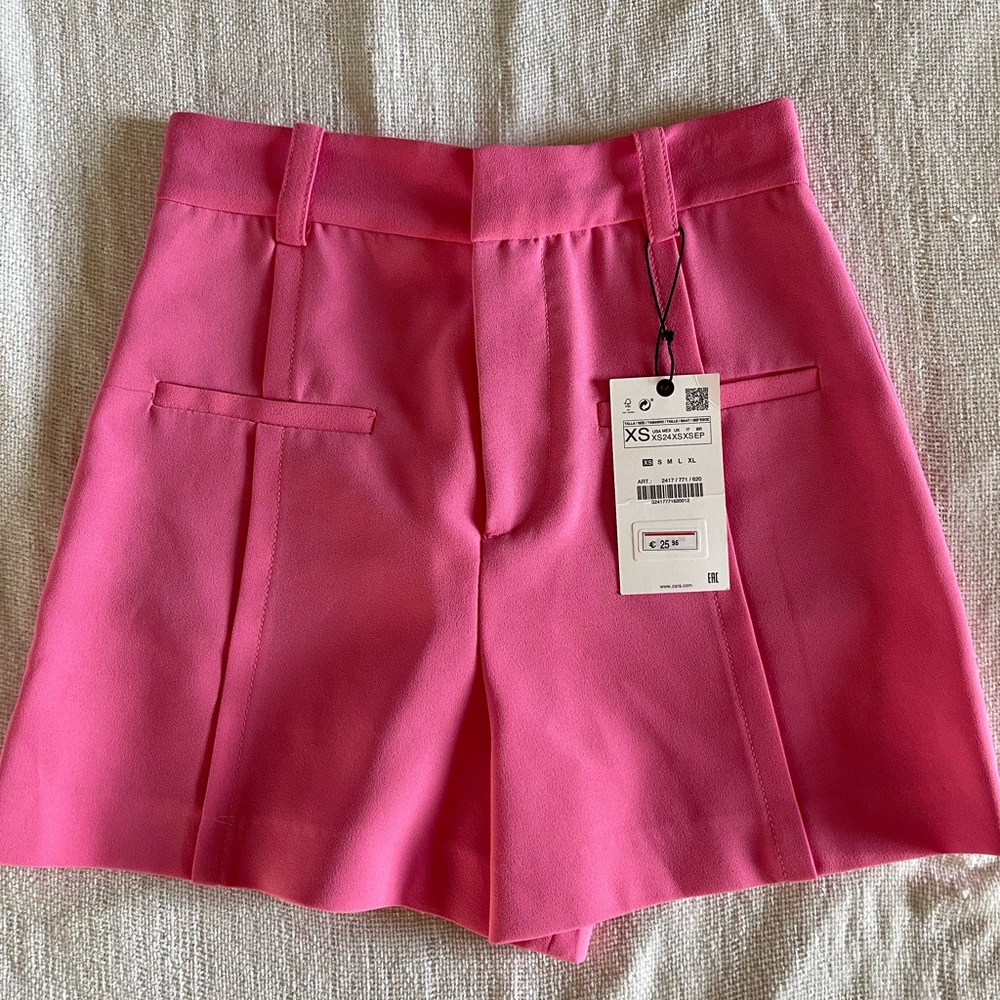ZARA SHORTS SIZE XS